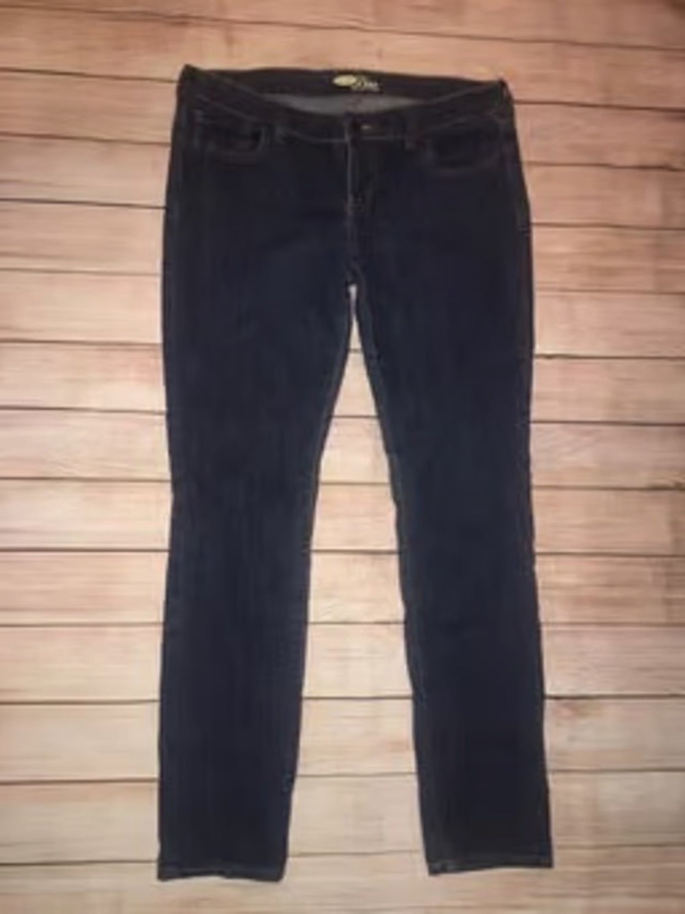 OLD NAVY SIZE 8 DIVA DARK WASH JEANS LOT5886